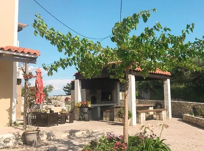 Villeta Nikol Апартаменты Ликсури