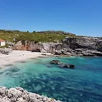 Villeta Nikol Lixouri